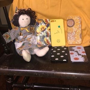 Sunflower inspired phone cases🌼